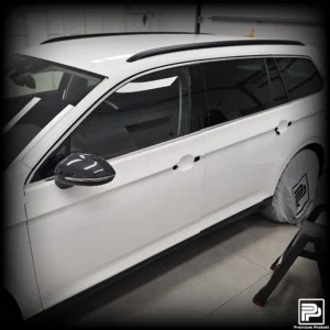 VW Passat [Zmiana Koloru] White Gloss