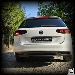 VW Passat [Zmiana Koloru] White Gloss