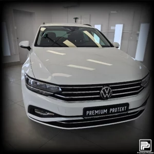 VW Passat [Zmiana Koloru] White Gloss