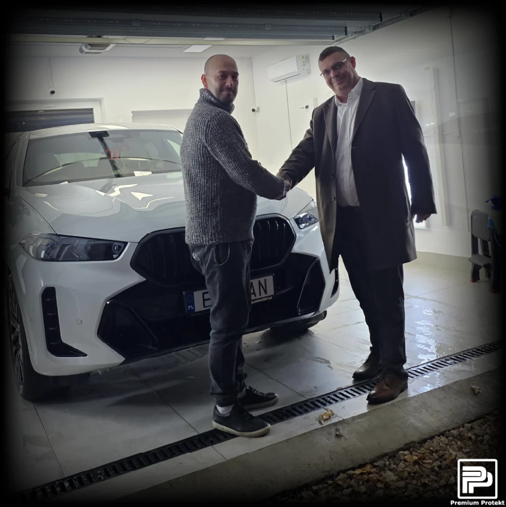 Zabezpieczenie nowego samochodu przed odbiorem